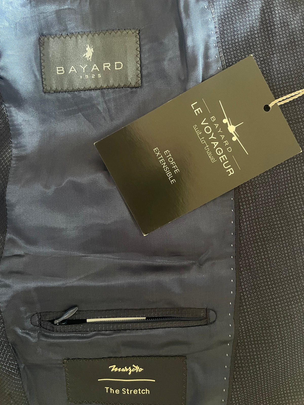 Veste de costume bleu marine Bayard – Taille 50S – Neuve avec étiquette